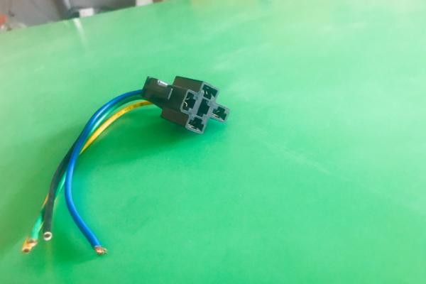 5pin.relay_.connector